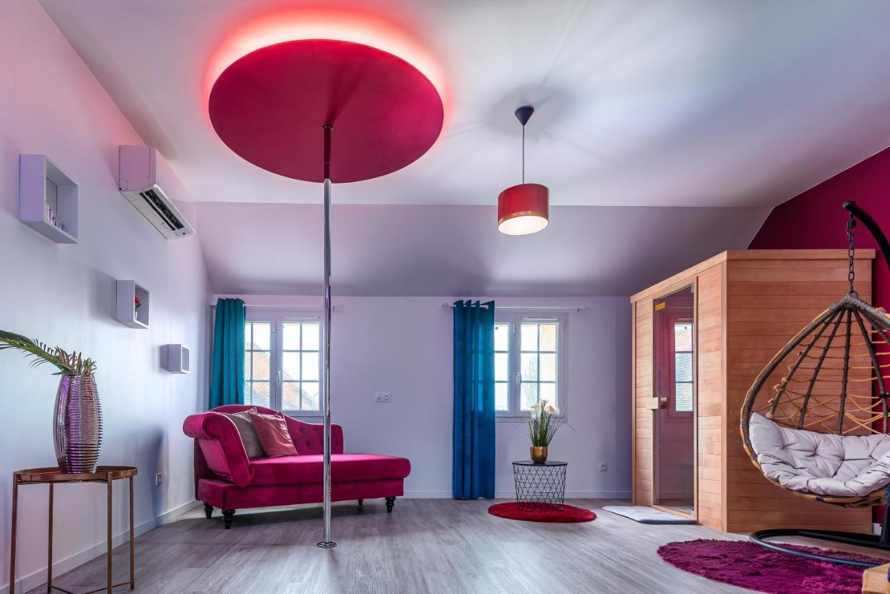 Suite L'Echappee - Maison Romantique - Spa & Sauna Privatif- Pole Dance - Lit Rond Avec Miroir Au Plafond Pezarches Ngoại thất bức ảnh
