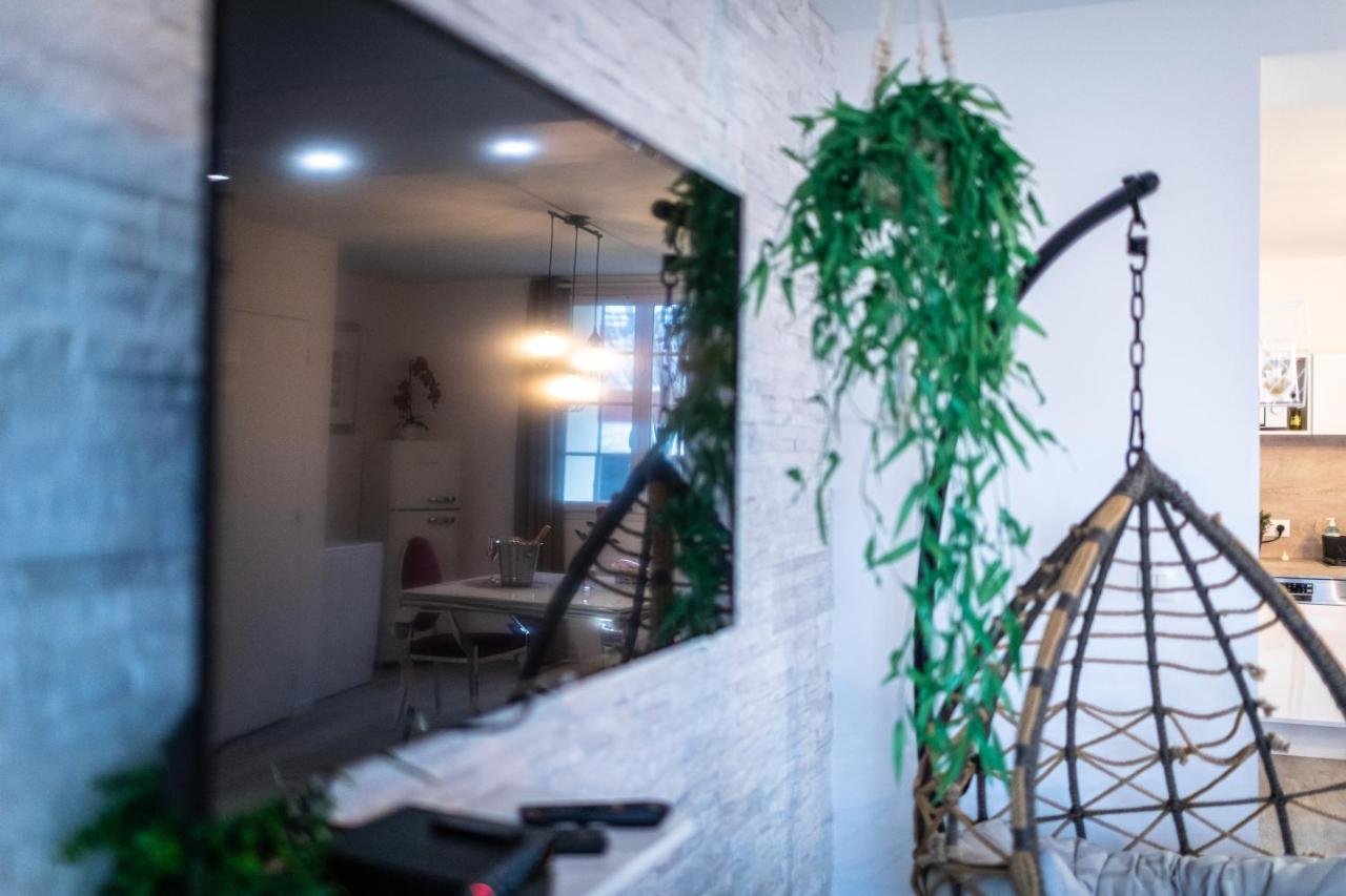 Suite L'Echappee - Maison Romantique - Spa & Sauna Privatif- Pole Dance - Lit Rond Avec Miroir Au Plafond Pezarches Ngoại thất bức ảnh